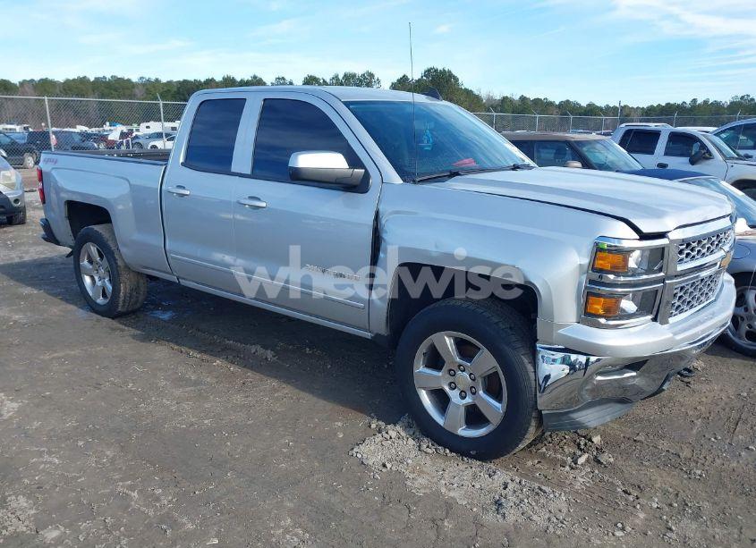 2015 Chevrolet Silverado 1500 1LT (VIN 1GCVKREC6FZ206144) main photo