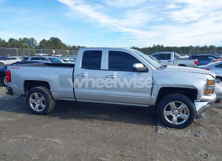 Photo 12 of 2015 Chevrolet Silverado 1500 1LT (VIN 1GCVKREC6FZ206144)