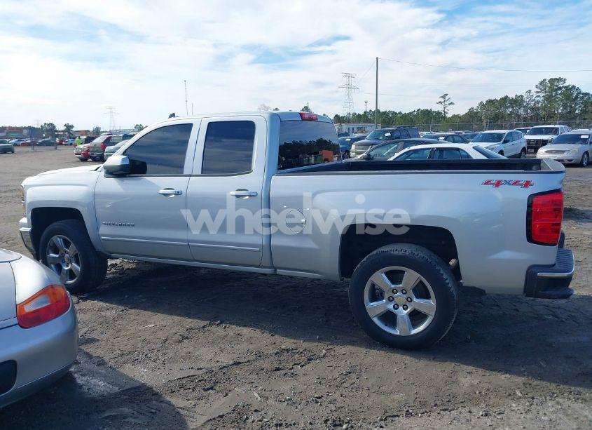 Photo 13 of 2015 Chevrolet Silverado 1500 1LT (VIN 1GCVKREC6FZ206144)