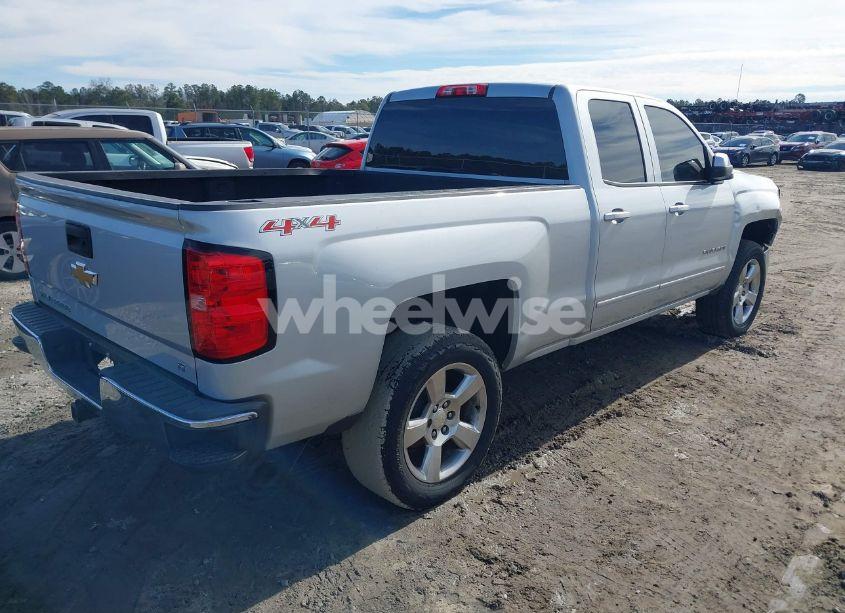 Photo 4 of 2015 Chevrolet Silverado 1500 1LT (VIN 1GCVKREC6FZ206144)
