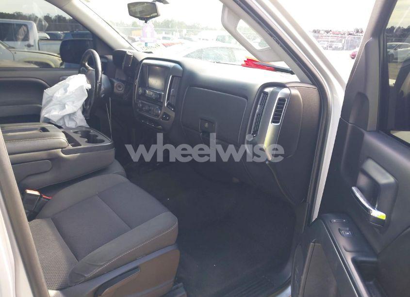 Photo 5 of 2015 Chevrolet Silverado 1500 1LT (VIN 1GCVKREC6FZ206144)