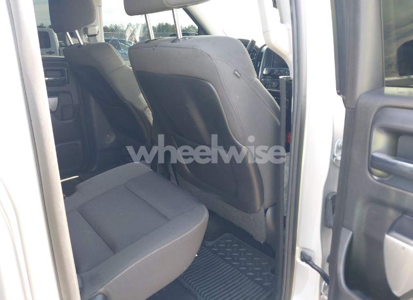 Photo 8 of 2015 Chevrolet Silverado 1500 1LT (VIN 1GCVKREC6FZ206144)