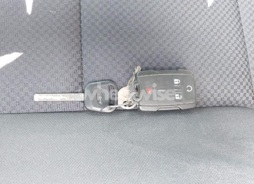 Photo 11 of 2015 Chevrolet Silverado 1500 1LT (VIN 1GCVKREC6FZ230797)