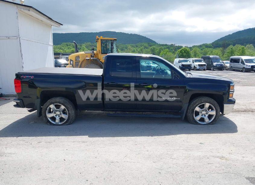 Photo 13 of 2015 Chevrolet Silverado 1500 1LT (VIN 1GCVKREC6FZ230797)