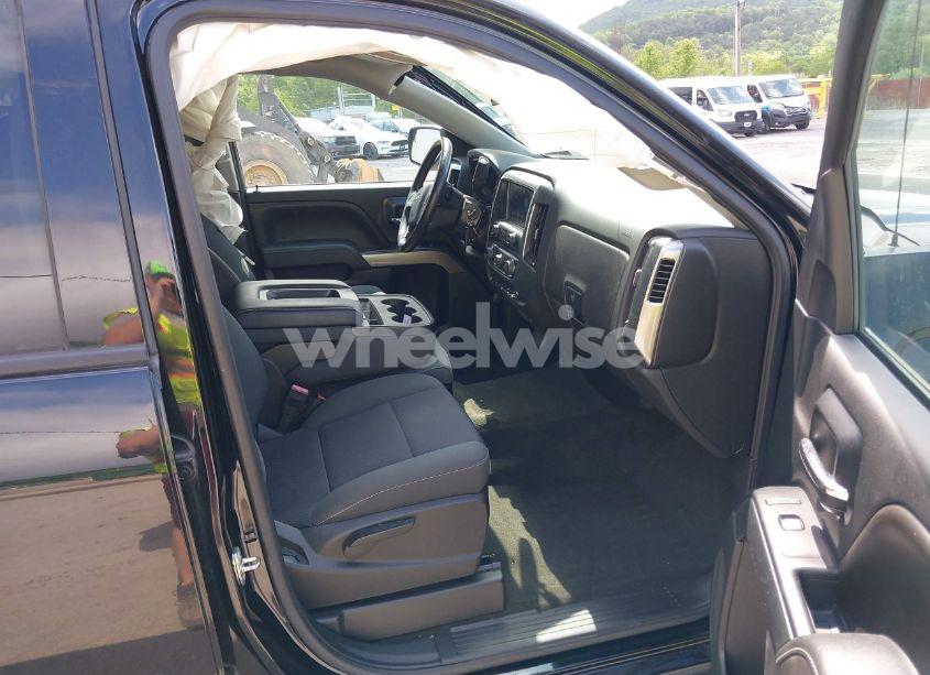 Photo 5 of 2015 Chevrolet Silverado 1500 1LT (VIN 1GCVKREC6FZ230797)