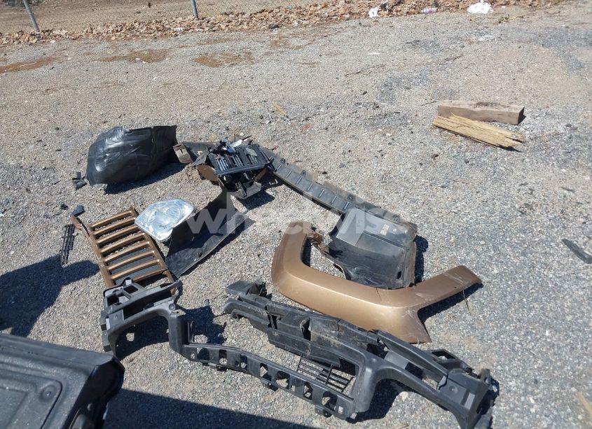 Photo 12 of 2015 Chevrolet Silverado 1500 2LT (VIN 1GCVKREC6FZ240228)