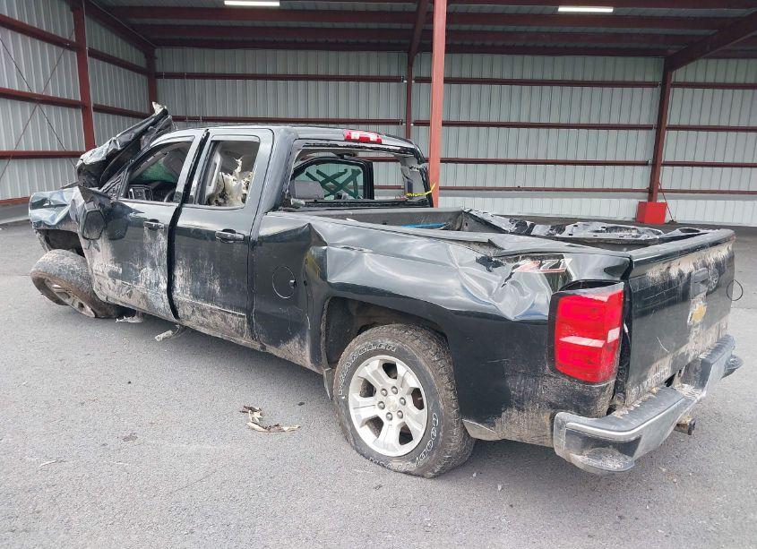 Photo 3 of 2015 Chevrolet Silverado 1500 2LT (VIN 1GCVKREC6FZ445788)