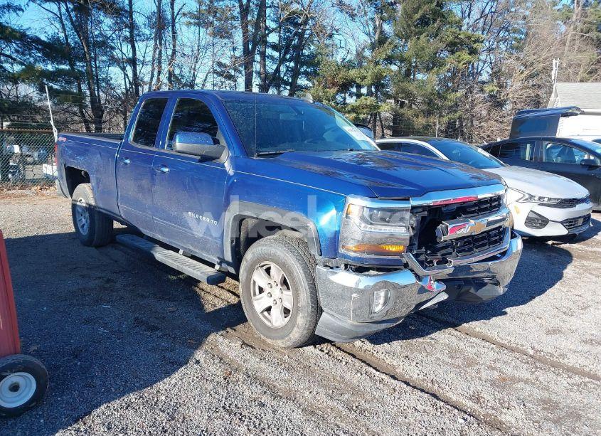 2016 Chevrolet Silverado 1500 1LT (VIN 1GCVKREC6GZ107471) main photo