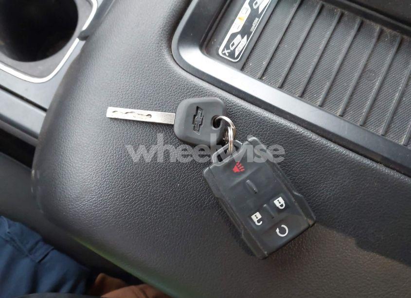 Photo 11 of 2016 Chevrolet Silverado 1500 2LT (VIN 1GCVKREC6GZ115926)