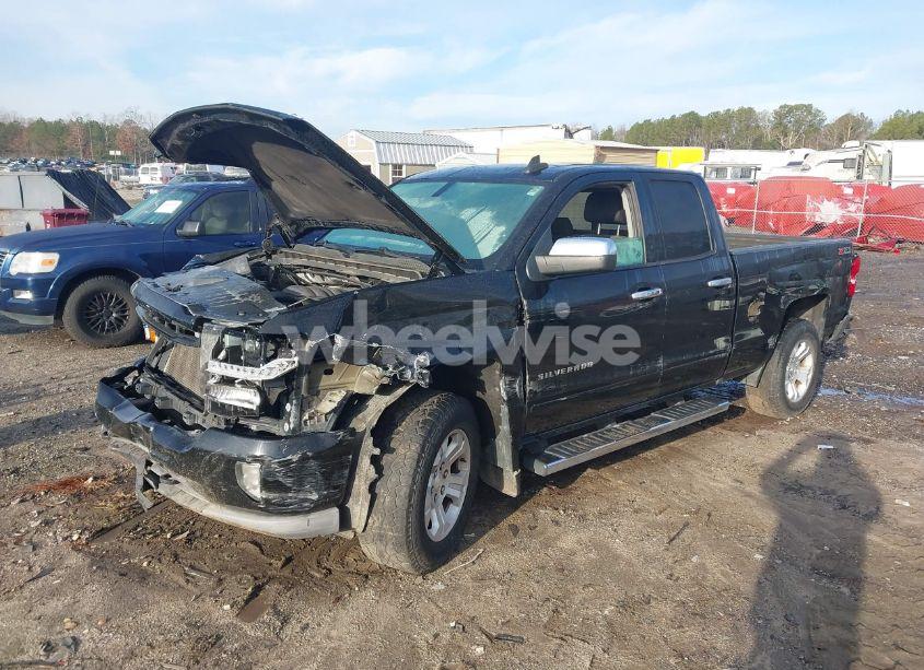 Photo 2 of 2016 Chevrolet Silverado 1500 2LT (VIN 1GCVKREC6GZ149090)