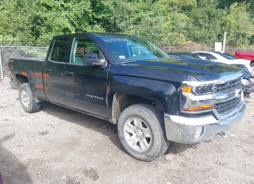 2016 Chevrolet Silverado 1500 1LT (VIN 1GCVKREC6GZ149588) main photo