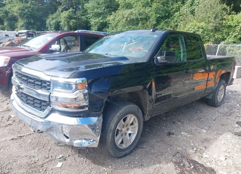 Photo 2 of 2016 Chevrolet Silverado 1500 1LT (VIN 1GCVKREC6GZ149588)