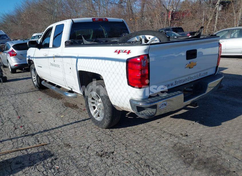 Photo 3 of 2016 Chevrolet Silverado 1500 1LT (VIN 1GCVKREC6GZ186379)