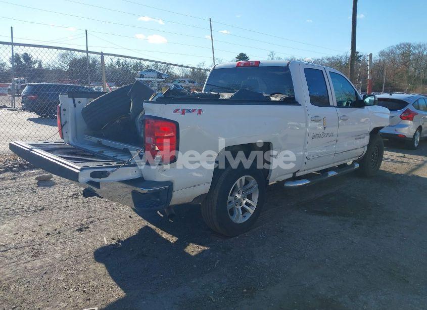Photo 4 of 2016 Chevrolet Silverado 1500 1LT (VIN 1GCVKREC6GZ186379)