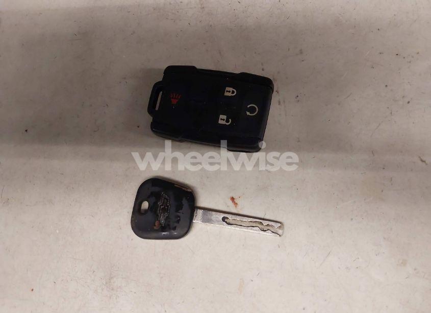 Photo 11 of 2016 Chevrolet Silverado 1500 1LT (VIN 1GCVKREC6GZ209515)