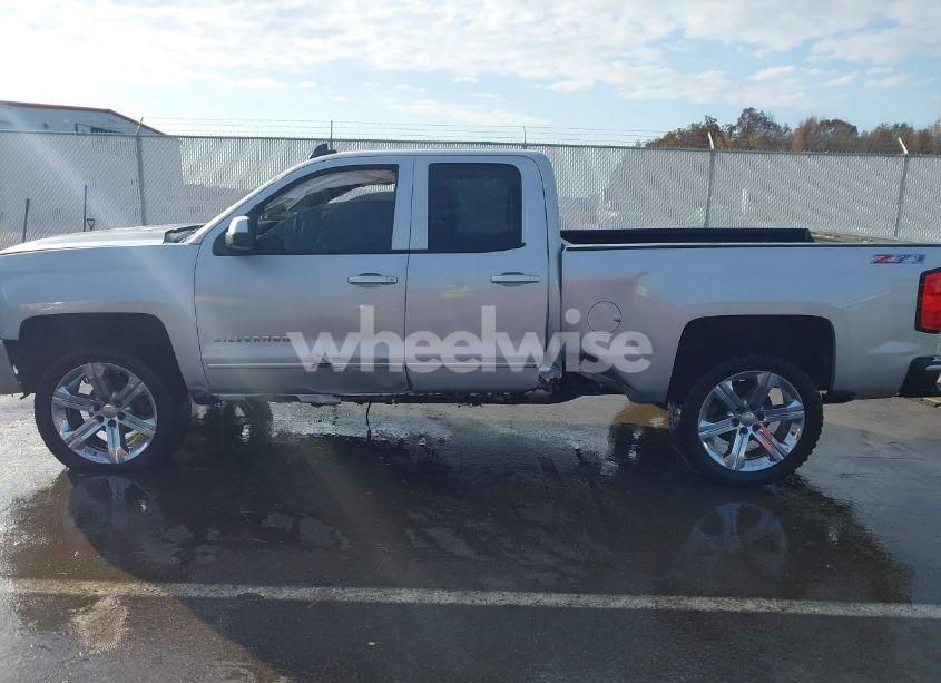 Photo 15 of 2016 Chevrolet Silverado 1500 2LT (VIN 1GCVKREC6GZ412825)