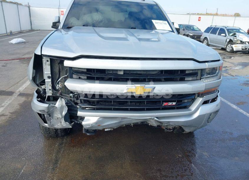 Photo 6 of 2016 Chevrolet Silverado 1500 2LT (VIN 1GCVKREC6GZ412825)