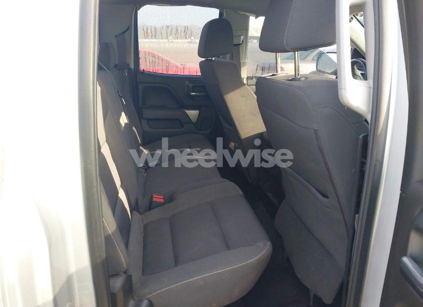 Photo 8 of 2016 Chevrolet Silverado 1500 2LT (VIN 1GCVKREC6GZ412825)