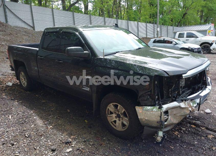 2016 Chevrolet Silverado 1500 LT (VIN 1GCVKREC6GZ423307) main photo