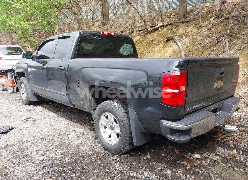 Photo 3 of 2016 Chevrolet Silverado 1500 LT (VIN 1GCVKREC6GZ423307)