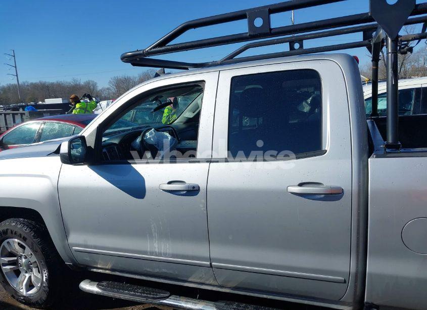 Photo 13 of 2017 Chevrolet Silverado 1500 1LT (VIN 1GCVKREC6HZ103034)