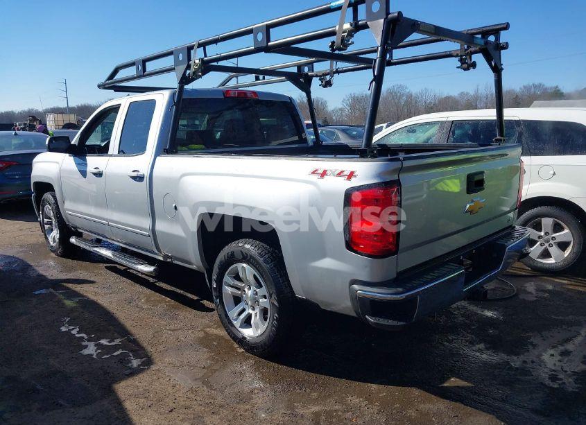 Photo 2 of 2017 Chevrolet Silverado 1500 1LT (VIN 1GCVKREC6HZ103034)