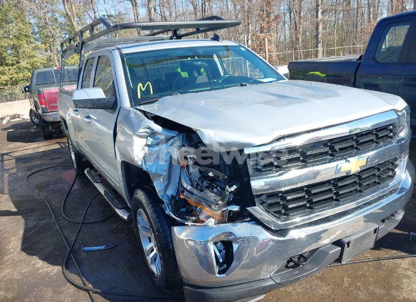 Photo 5 of 2017 Chevrolet Silverado 1500 1LT (VIN 1GCVKREC6HZ103034)