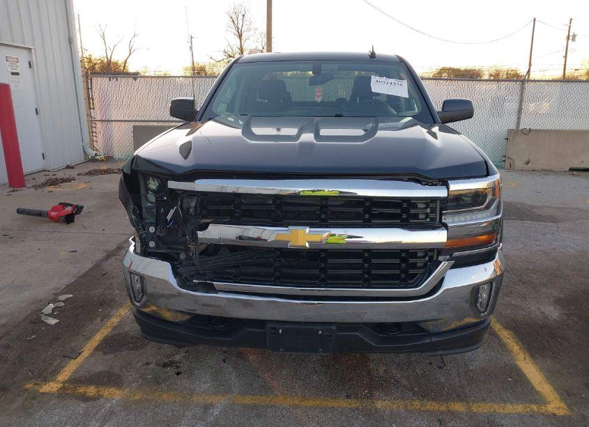 Photo 12 of 2017 Chevrolet Silverado 1500 1LT (VIN 1GCVKREC6HZ155943)