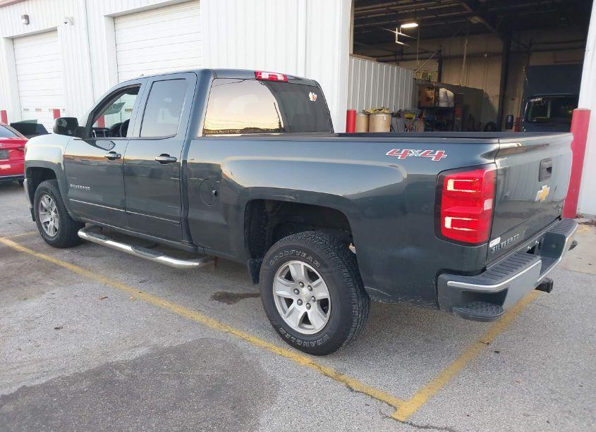 Photo 3 of 2017 Chevrolet Silverado 1500 1LT (VIN 1GCVKREC6HZ155943)