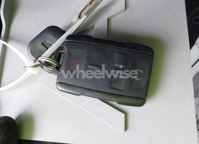 Photo 11 of 2017 Chevrolet Silverado 1500 2LT (VIN 1GCVKREC6HZ158504)