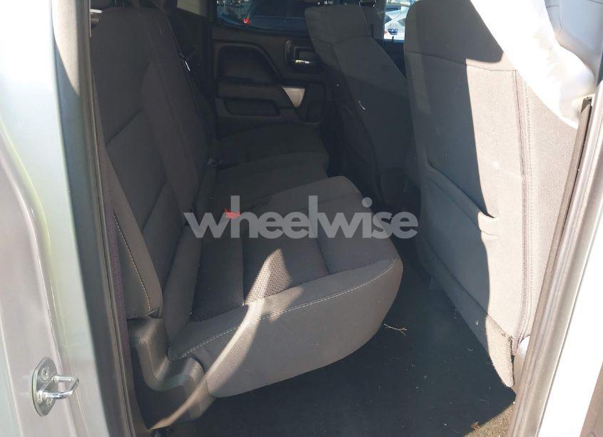 Photo 8 of 2017 Chevrolet Silverado 1500 2LT (VIN 1GCVKREC6HZ174508)