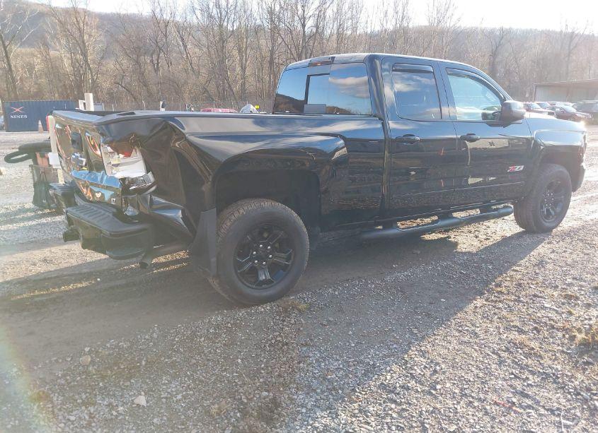 Photo 4 of 2017 Chevrolet Silverado 1500 2LT (VIN 1GCVKREC6HZ219687)