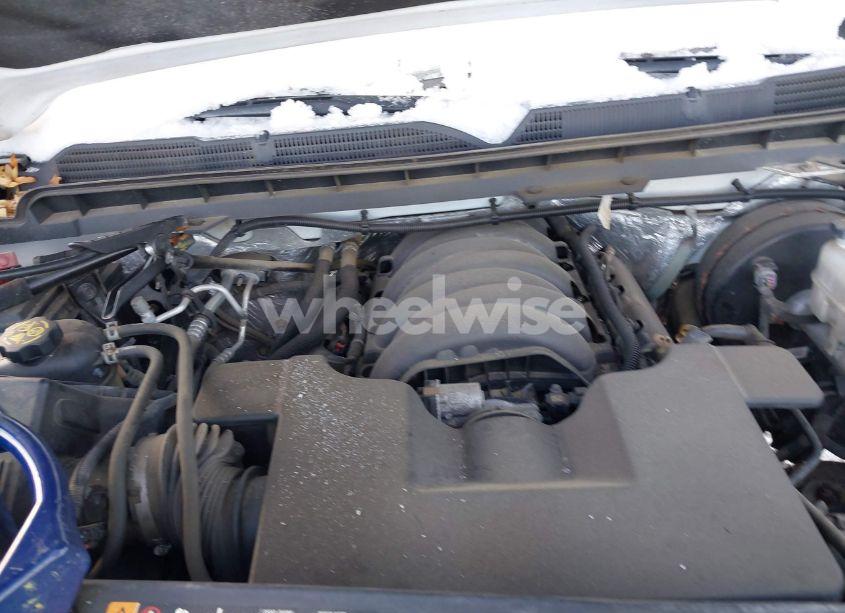 Photo 10 of 2017 Chevrolet Silverado 1500 2LT (VIN 1GCVKREC6HZ268095)