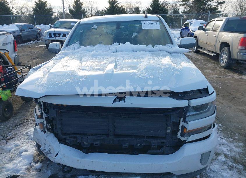 Photo 12 of 2017 Chevrolet Silverado 1500 2LT (VIN 1GCVKREC6HZ268095)