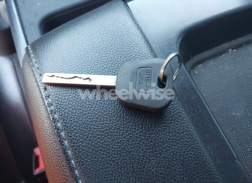 Photo 11 of 2017 Chevrolet Silverado 1500 2LT (VIN 1GCVKREC6HZ271160)