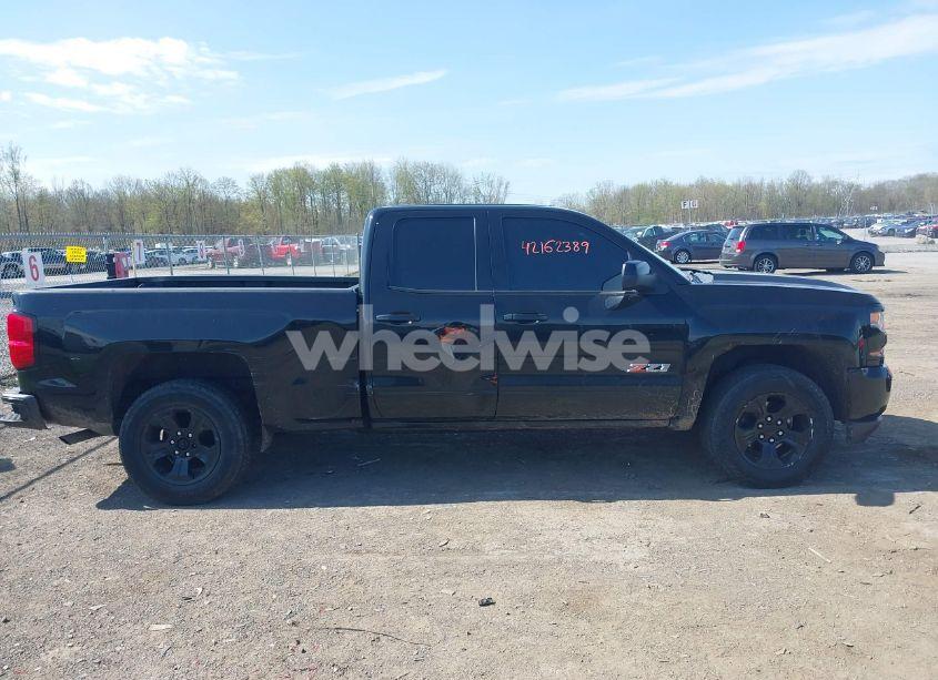 Photo 13 of 2017 Chevrolet Silverado 1500 2LT (VIN 1GCVKREC6HZ271160)