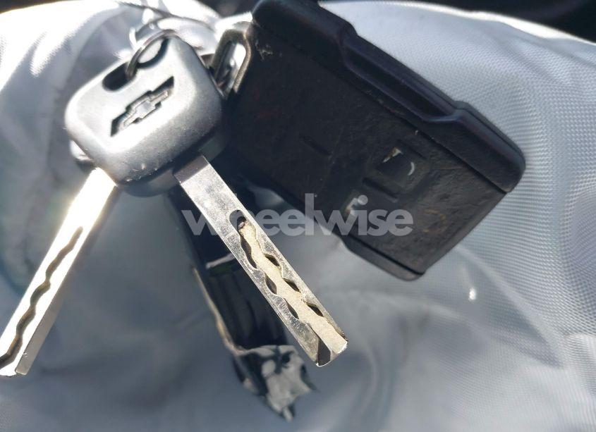 Photo 11 of 2017 Chevrolet Silverado 1500 2LT (VIN 1GCVKREC6HZ312970)