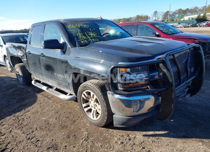 2017 Chevrolet Silverado 1500 1LT (VIN 1GCVKREC6HZ322320) main photo