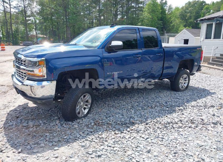 Photo 2 of 2017 Chevrolet Silverado 1500 1LT (VIN 1GCVKREC6HZ403477)