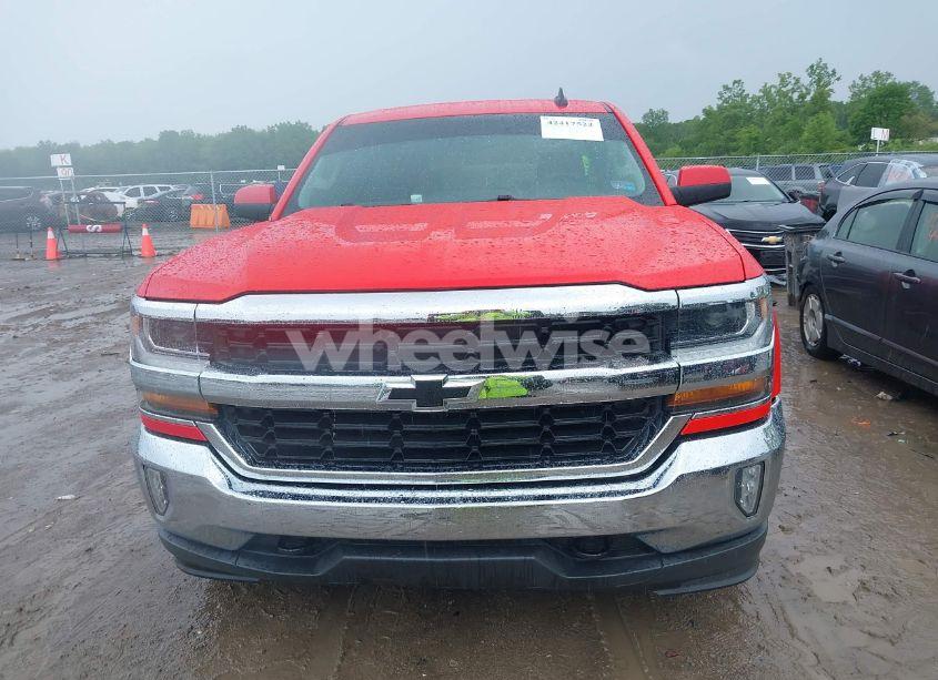 Photo 12 of 2018 Chevrolet Silverado 1500 1LT (VIN 1GCVKREC6JZ179424)