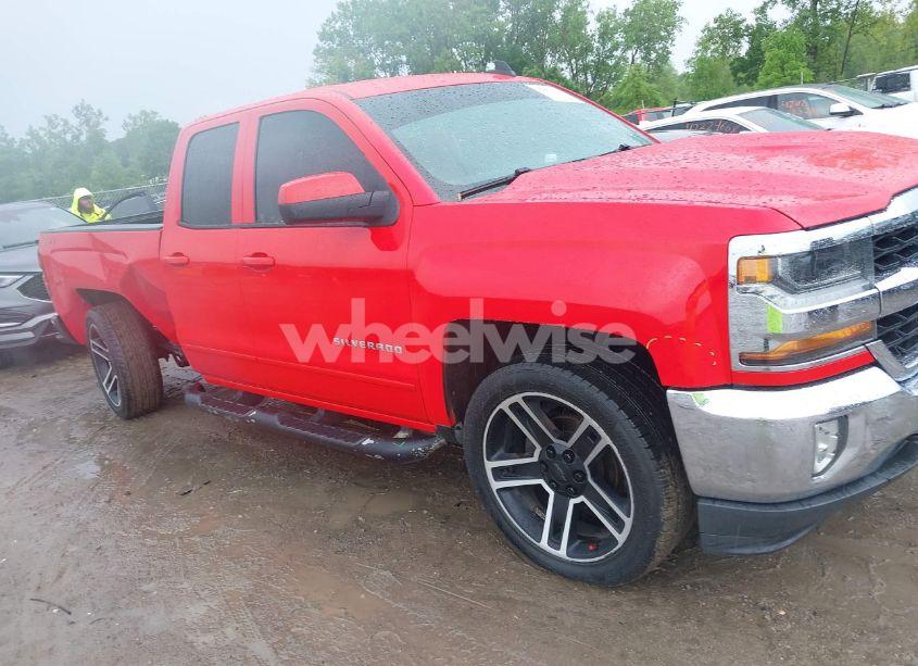 Photo 13 of 2018 Chevrolet Silverado 1500 1LT (VIN 1GCVKREC6JZ179424)