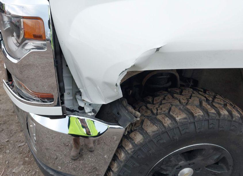 Photo 6 of 2018 Chevrolet Silverado 1500 1LT (VIN 1GCVKREC6JZ230937)