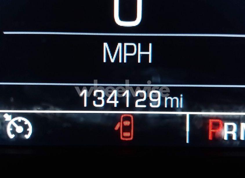 Photo 16 of 2018 Chevrolet Silverado 1500 2LT (VIN 1GCVKREC6JZ239038)