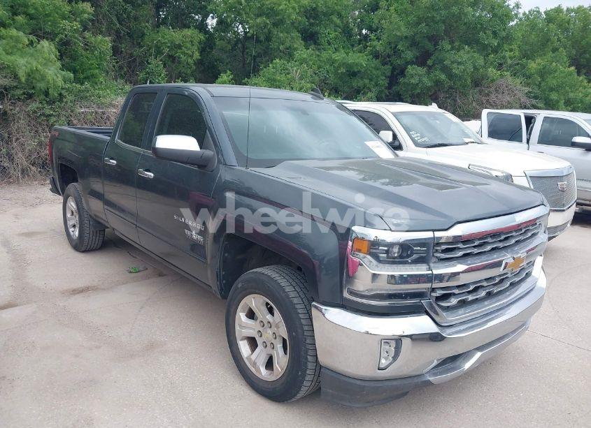 2018 Chevrolet Silverado 1500 2LT (VIN 1GCVKREC6JZ281919) main photo