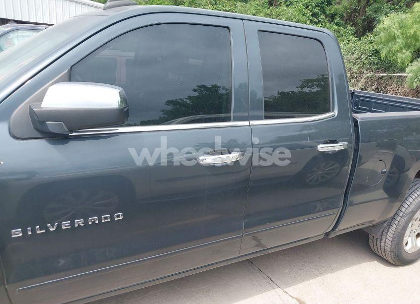 Photo 14 of 2018 Chevrolet Silverado 1500 2LT (VIN 1GCVKREC6JZ281919)