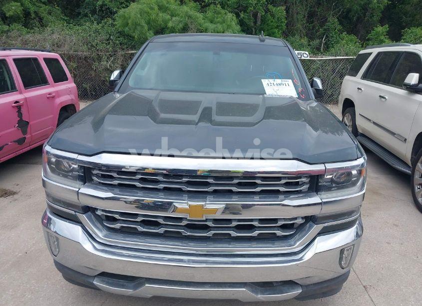 Photo 6 of 2018 Chevrolet Silverado 1500 2LT (VIN 1GCVKREC6JZ281919)