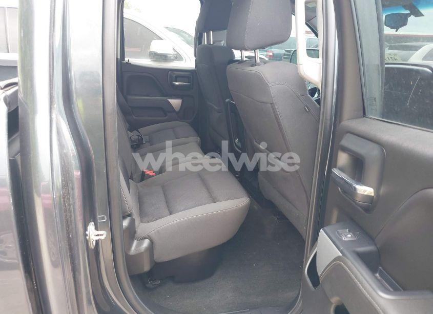 Photo 8 of 2018 Chevrolet Silverado 1500 2LT (VIN 1GCVKREC6JZ281919)