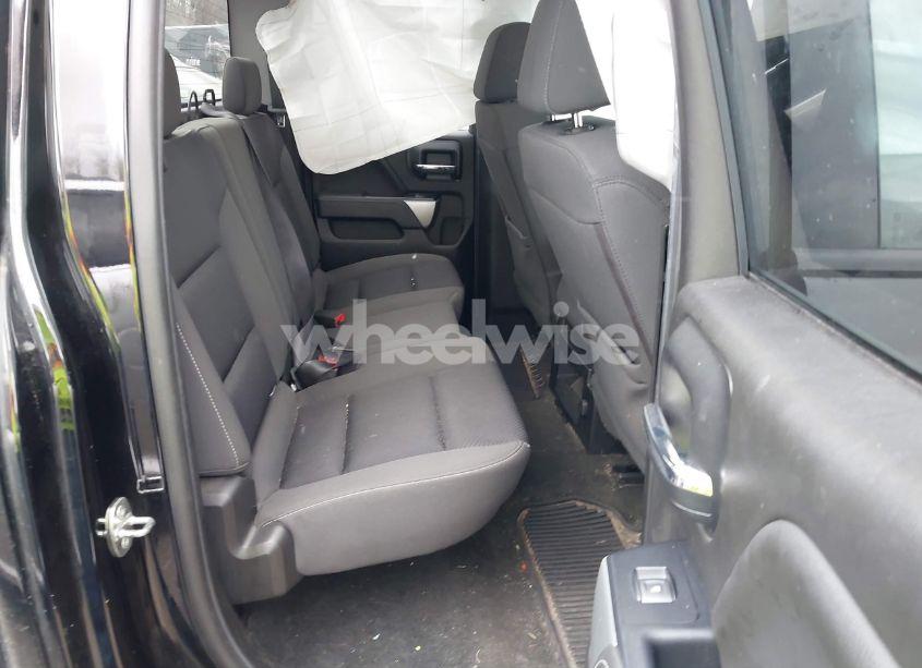 Photo 8 of 2018 Chevrolet Silverado 1500 2LT (VIN 1GCVKREC6JZ298512)