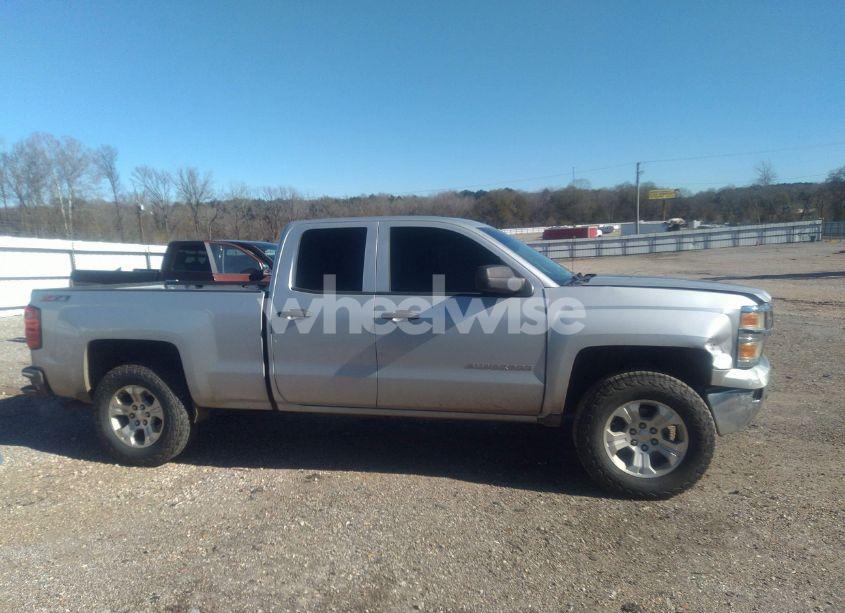 Photo 13 of 2014 Chevrolet Silverado 1500 2LT (VIN 1GCVKREC7EZ120159)