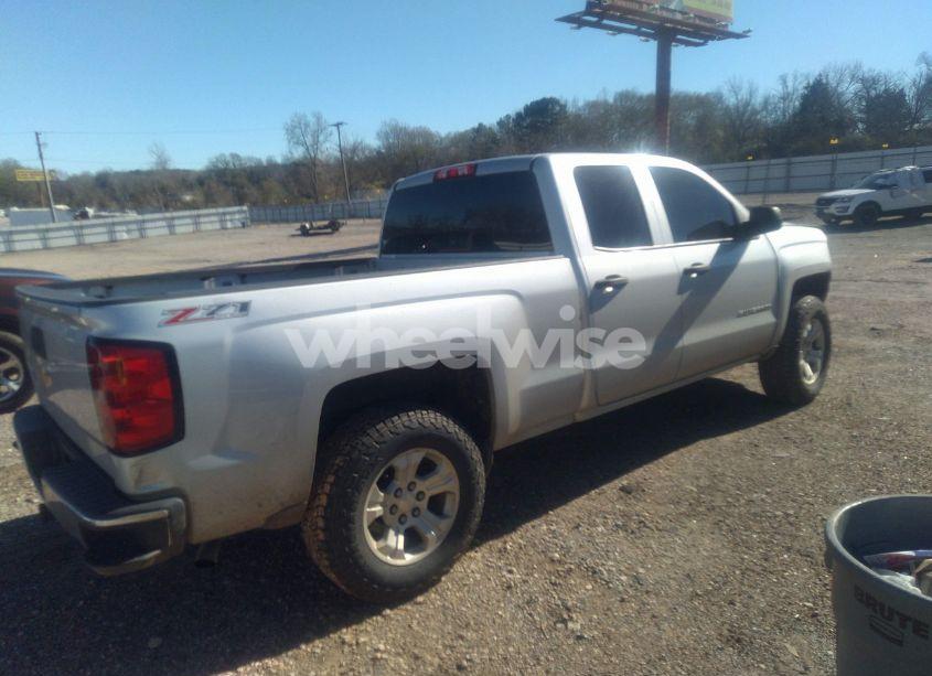 Photo 4 of 2014 Chevrolet Silverado 1500 2LT (VIN 1GCVKREC7EZ120159)